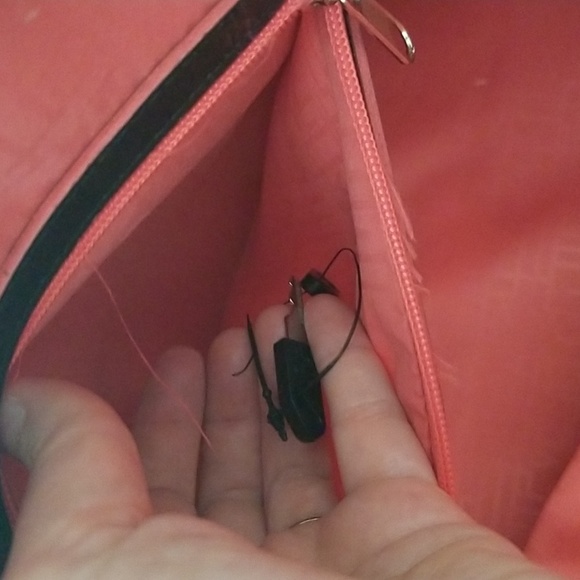 Diane von Fursternberg Dome Travel Tote Duffle Bag Luggage Pink & Black w/ Lock - Picture 16 of 16